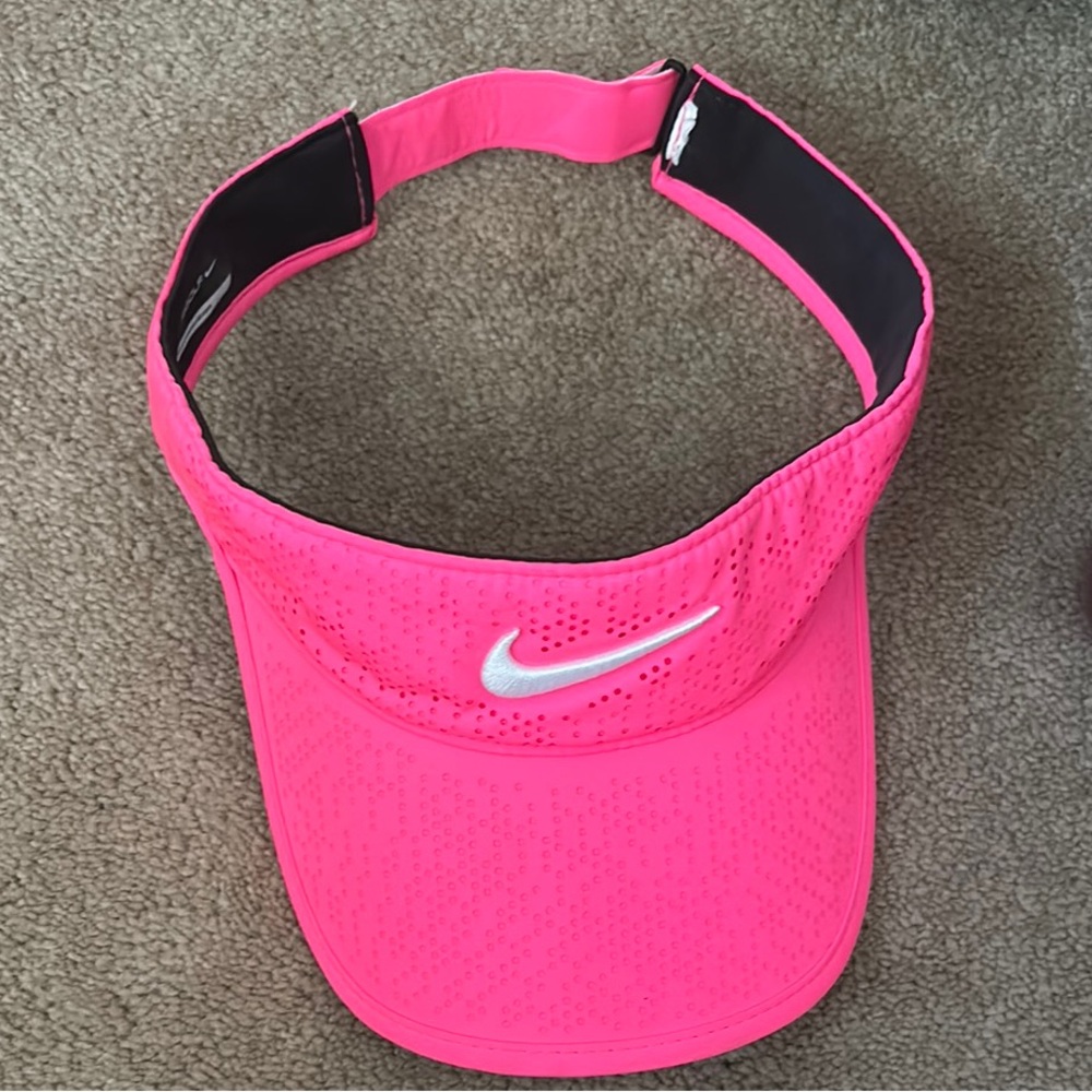 Nike Bright Pink Sports Visor